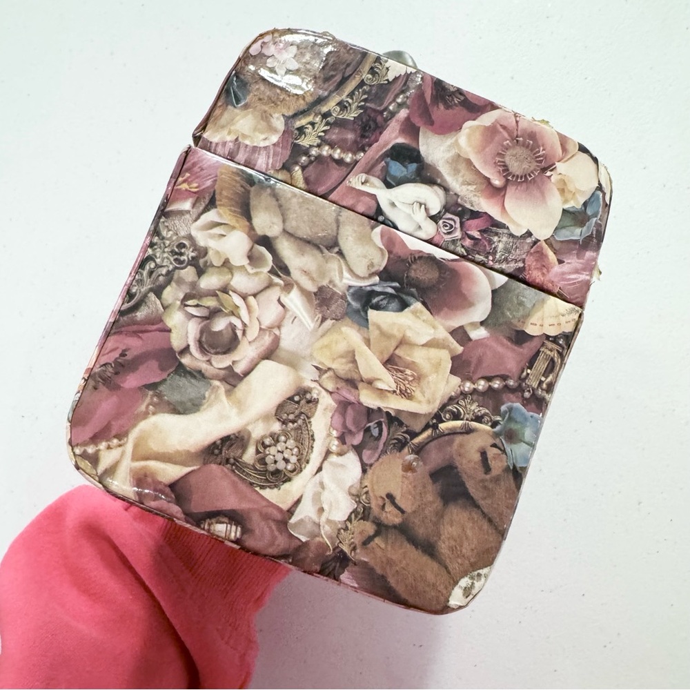 Vintage 90’s Floral Teddy Bear Print Box/Handbag w/latch - Picture 8 of 10